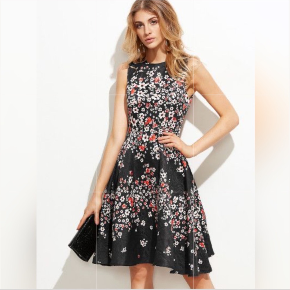 NWOT Dolce & Gabbaba Black & Red Floral Print Jacquard Dress